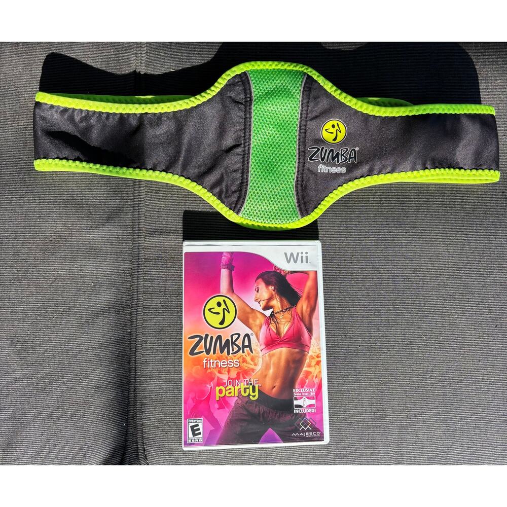 Zumba Fitness Nintendo Wii Game with Belt and DVD 2010 Like New